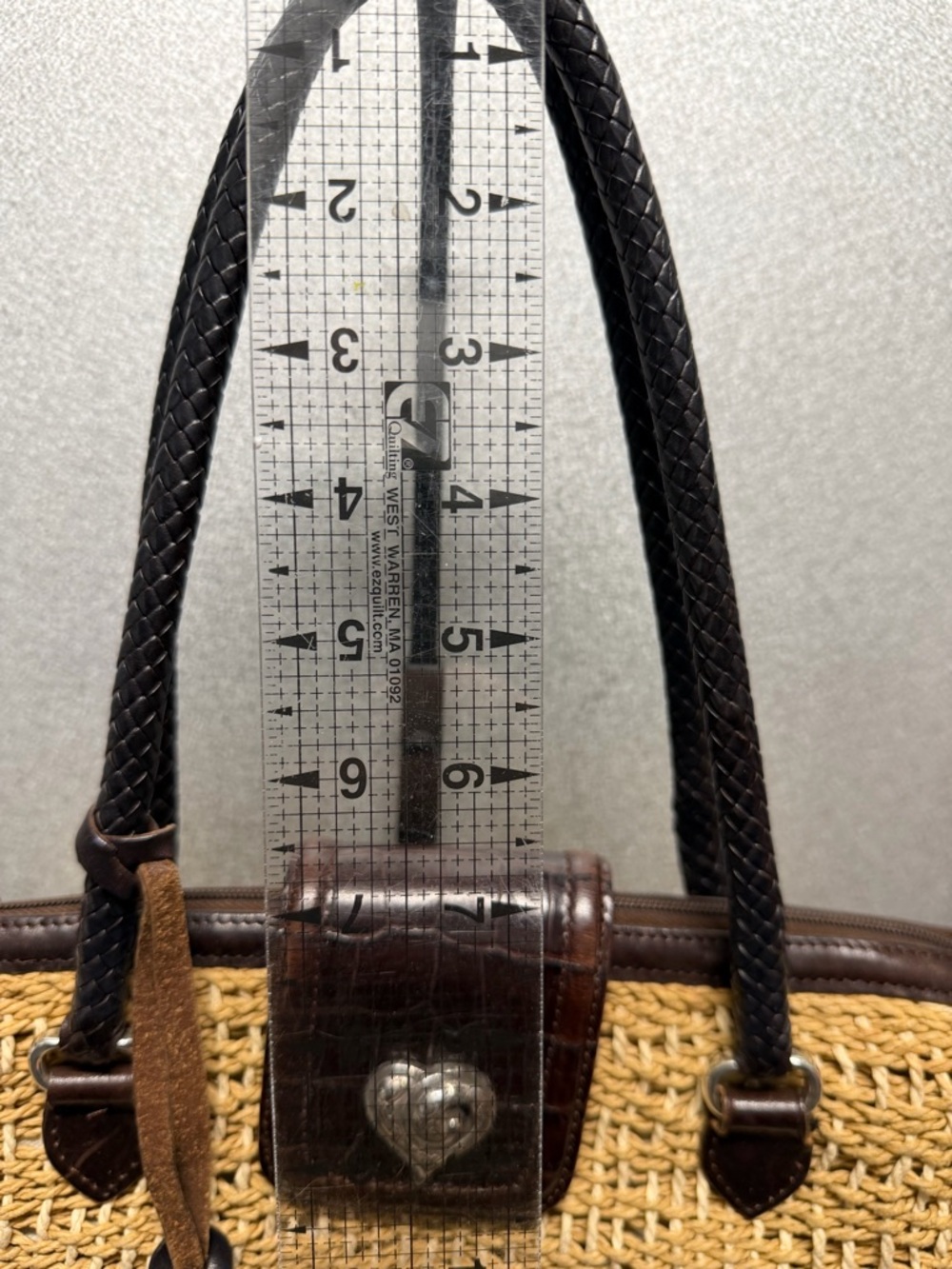 Brighton Straw Woven Tote Brown Leather Heart Charm Bag - Picture 12 of 12